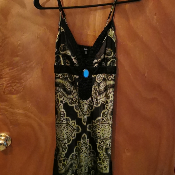 Dress - Picture 2 of 6